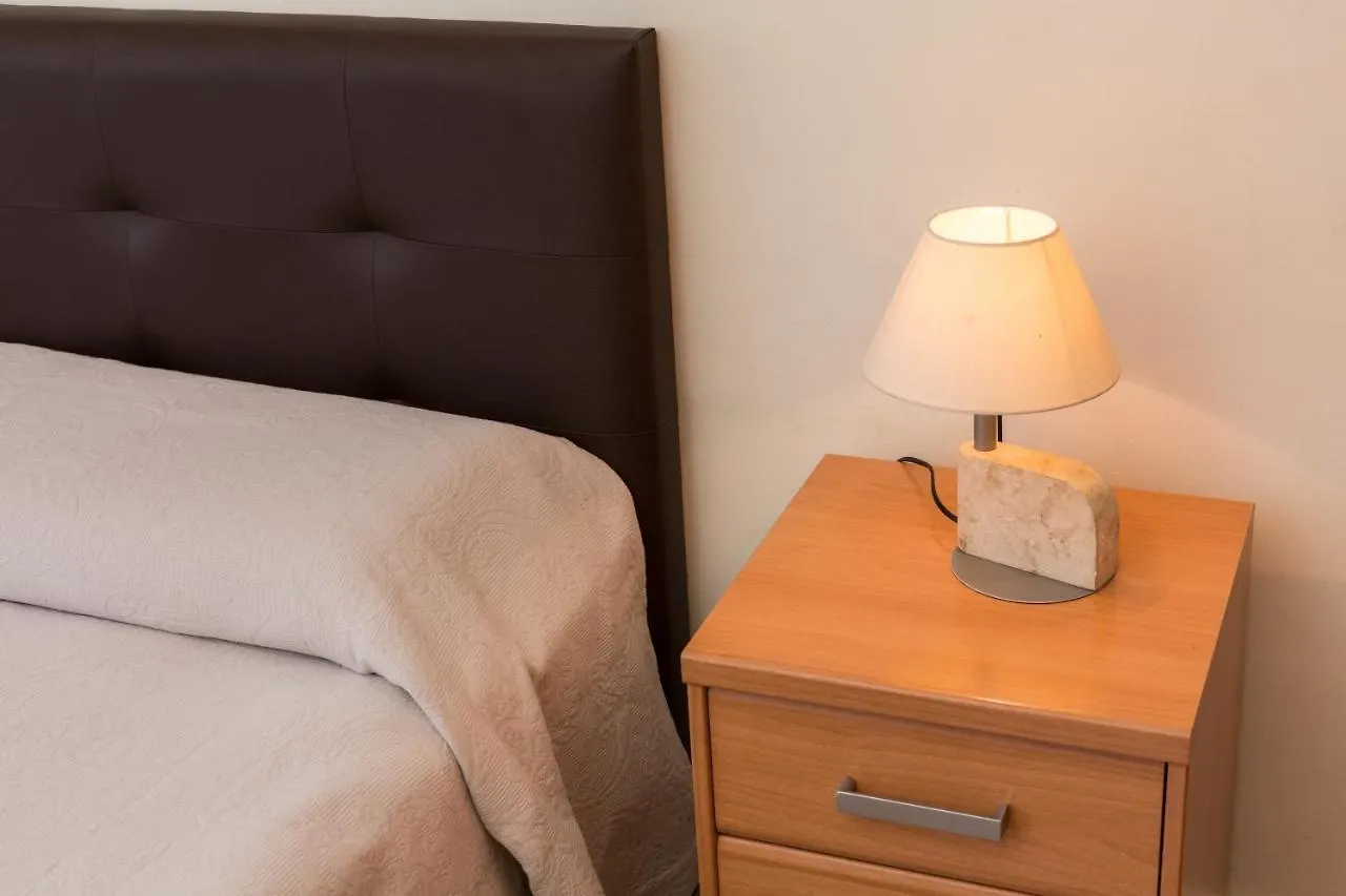 Aparteasy - Family Apartment Sant Antoni Barcelone